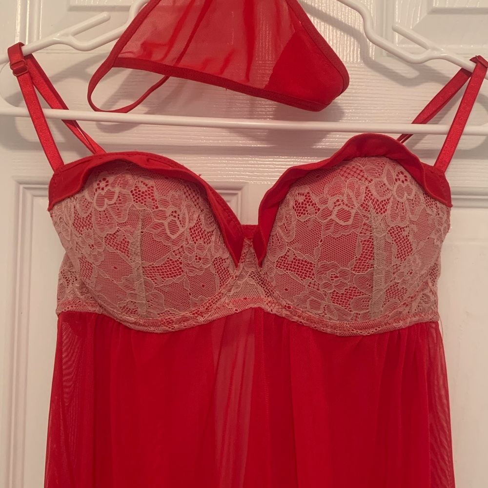 ⭐️NEVER WORN Jezebel Lace Babydoll Set - Picture 3 of 5